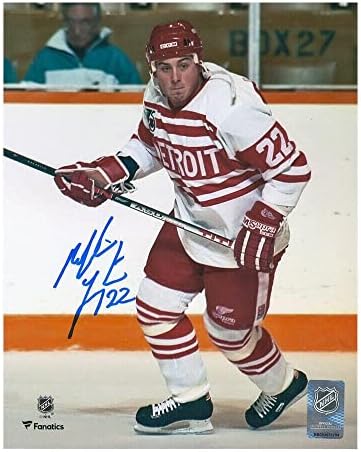 MARTIN LAPOINTE aláírt Detroit Red Wings 8x10 Fotó - 70318 - Dedikált NHL-Fotók