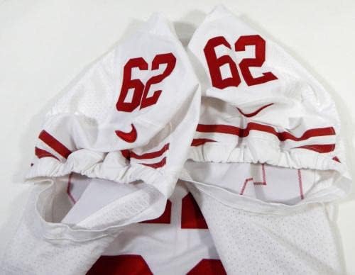 -ban a San Francisco 49ers Darren-Tó 62 Játék Kiadott Fehér Jersey 70 Javítás 46 94 - Aláíratlan NFL Játék Használt